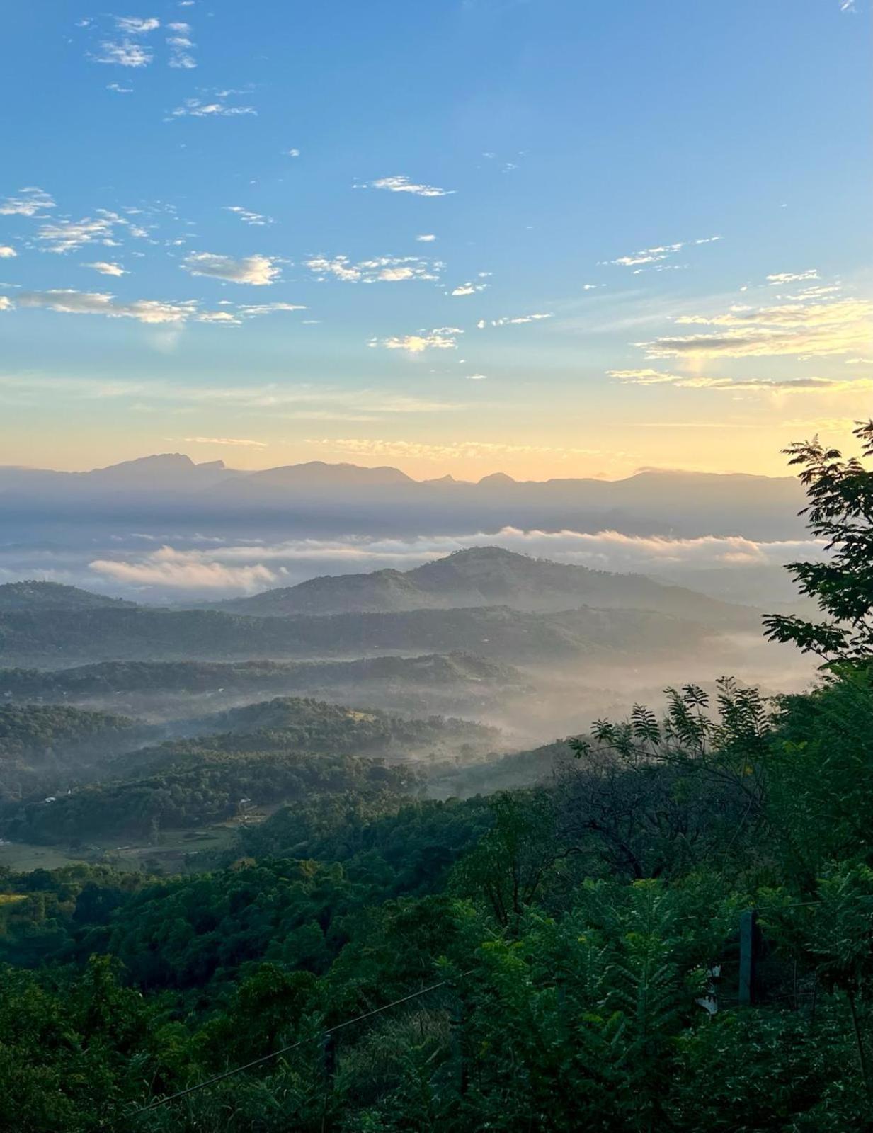 Bellwood Hills Resort & Spa Kandy Esterno foto